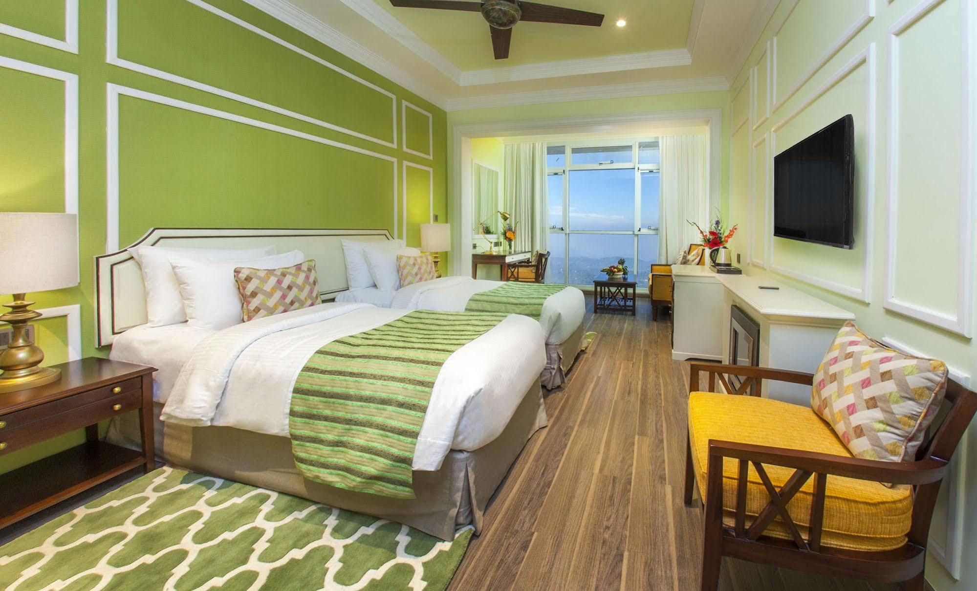 Fragrant Nature Munnar - A Five Star Classified Hotel Exterior photo